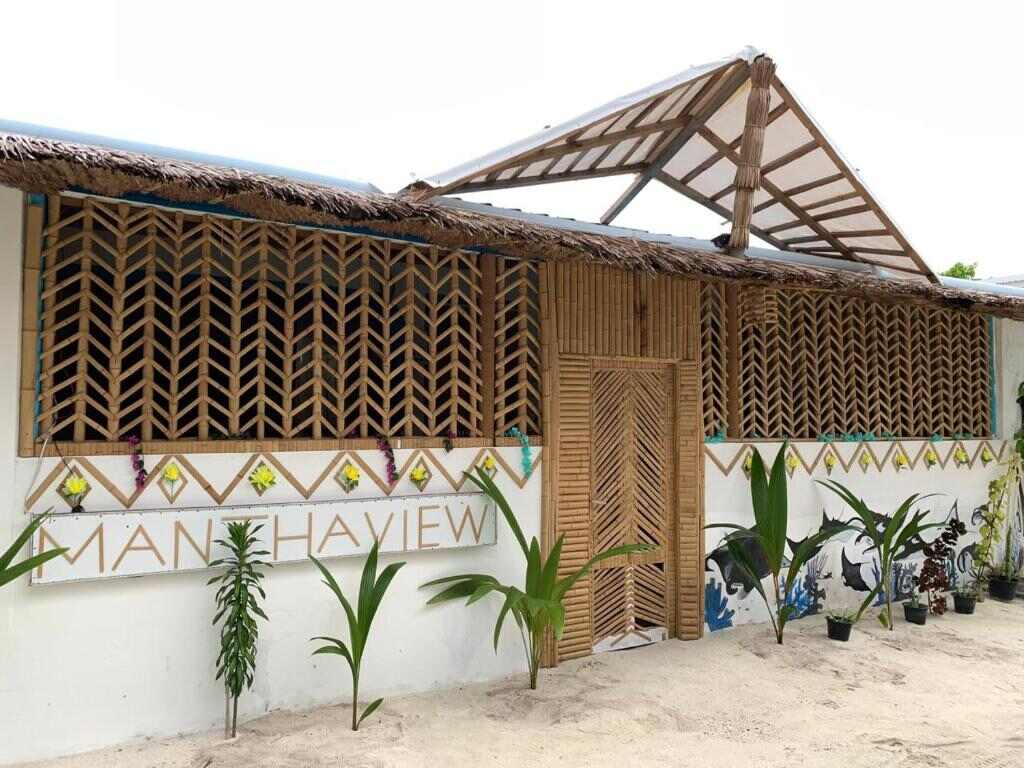 Mantha View Guest House entrance on Keyodhoo island